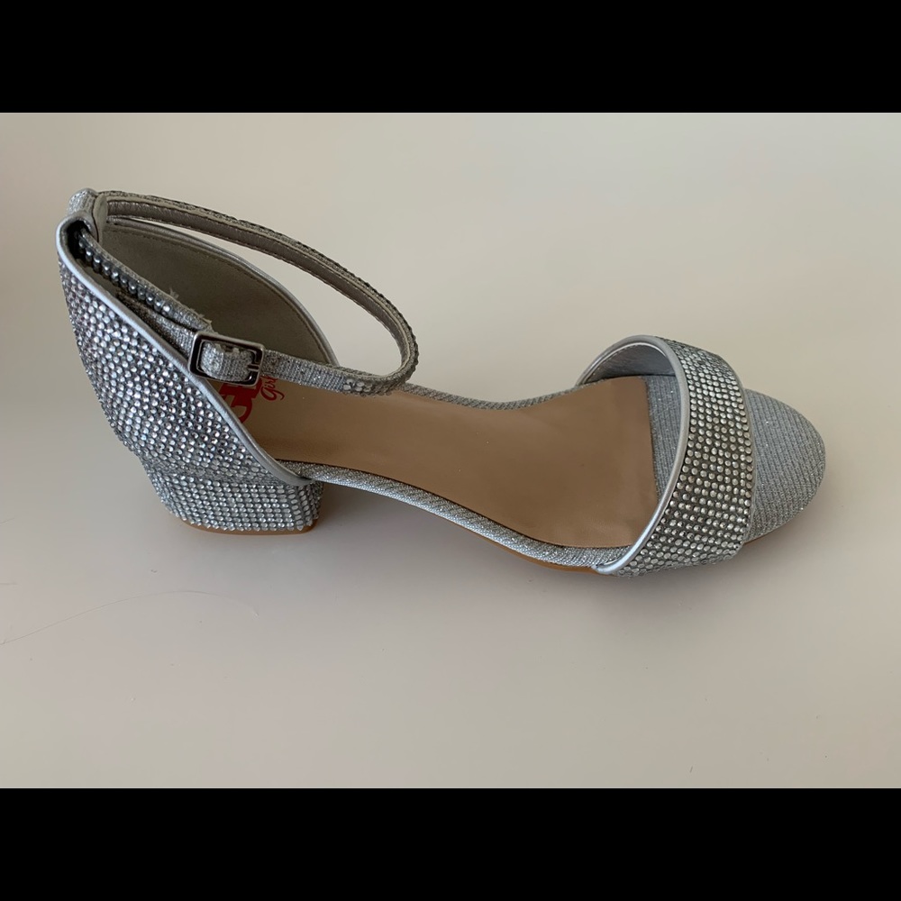 GB Girls Dress Shoes- NEW